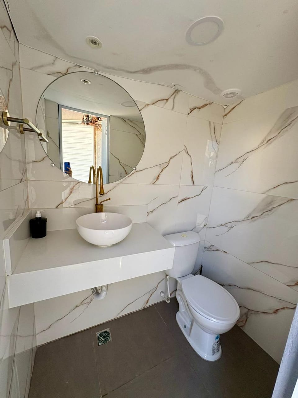 Toilet, Bathroom