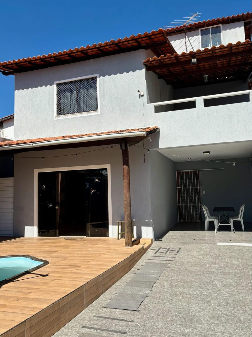Property building, Patio, Day