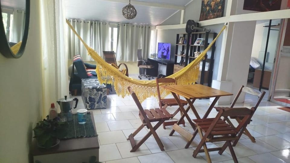 Espaço aconchegante em área verde - Niteroi House in Niterói
