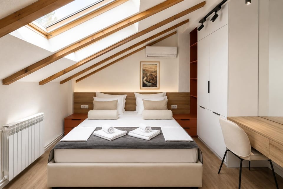 Bed, Bedroom, wardrobe