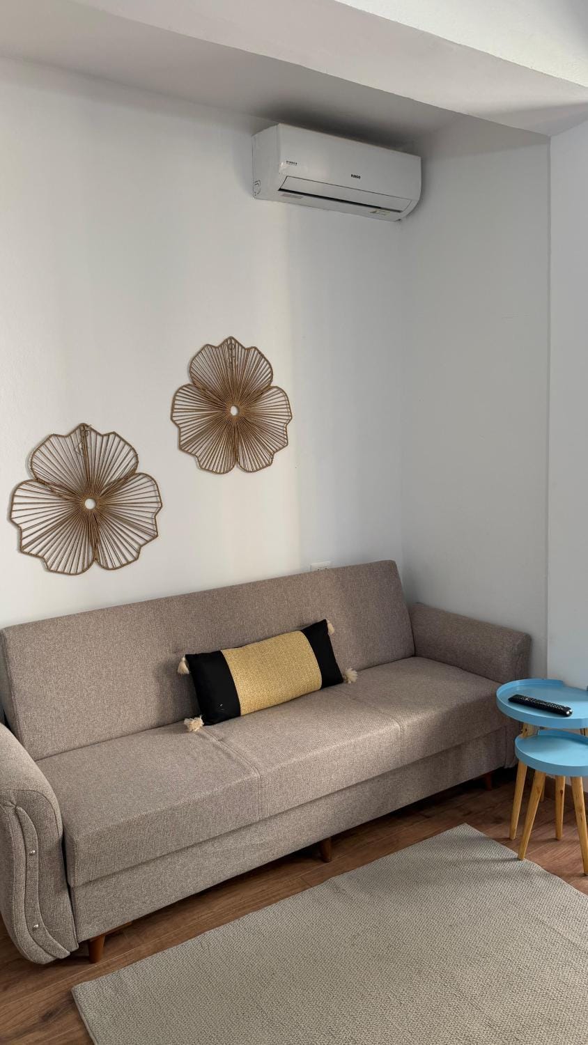 Bright-house Center Apartment in Tirana