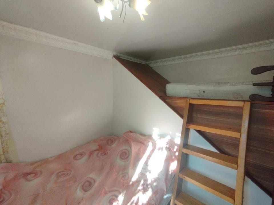 Перемоги 5 House in Odessa