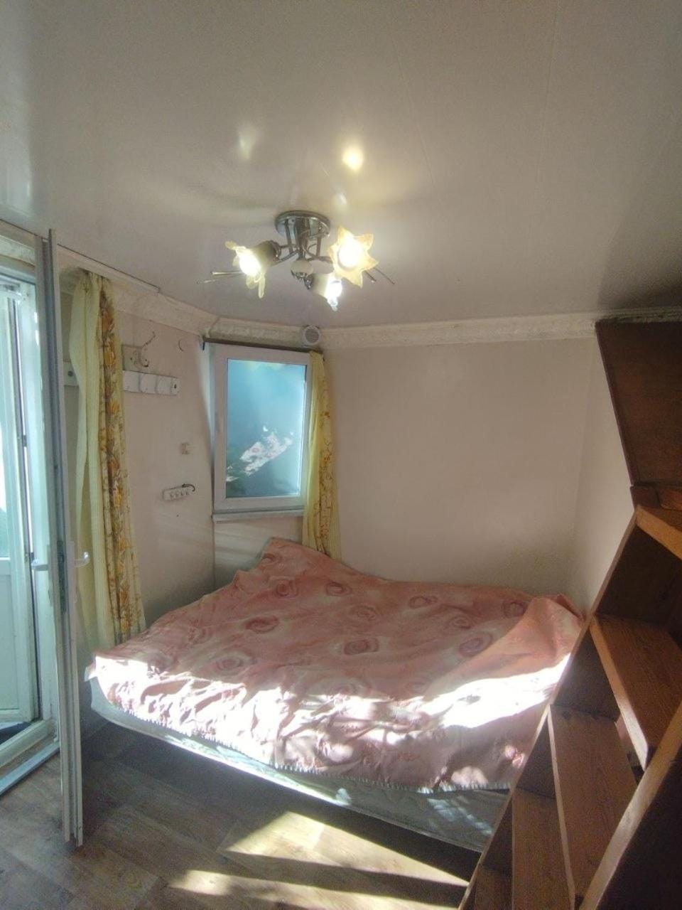 Перемоги 5 House in Odessa