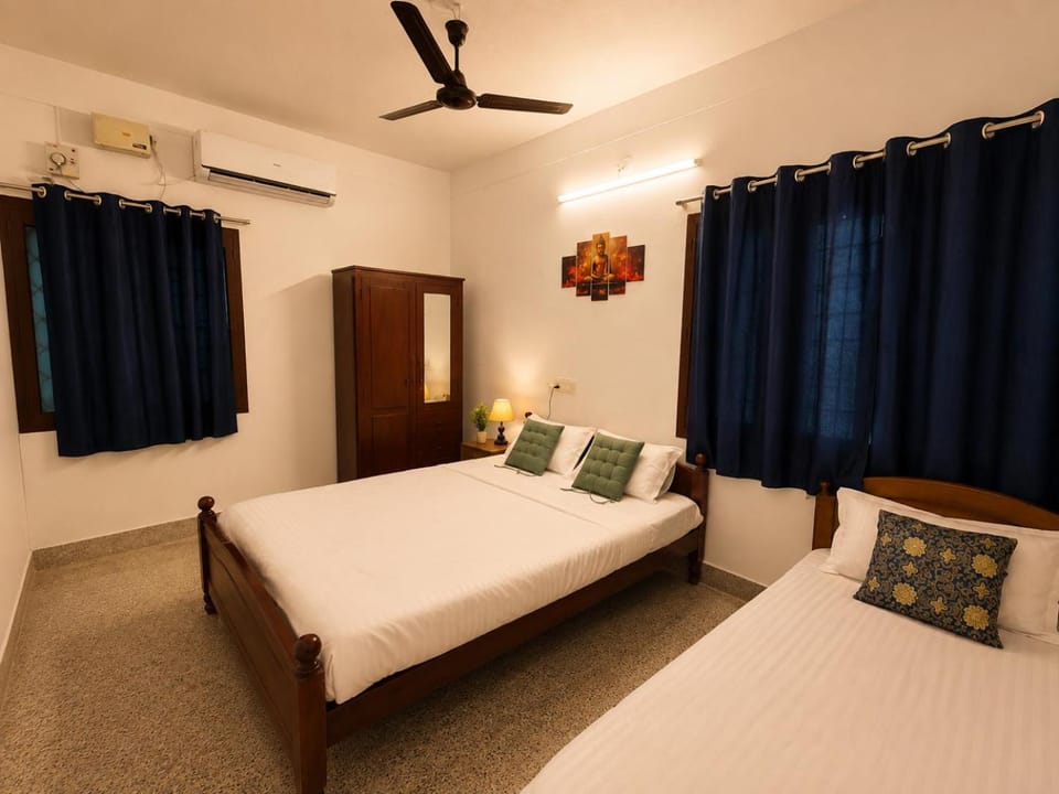 Bed, Bedroom