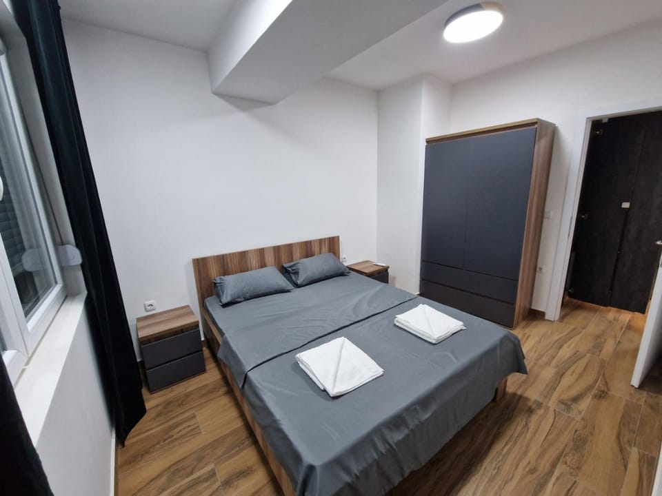 Bed, Photo of the whole room, Bedroom, towels, wardrobe