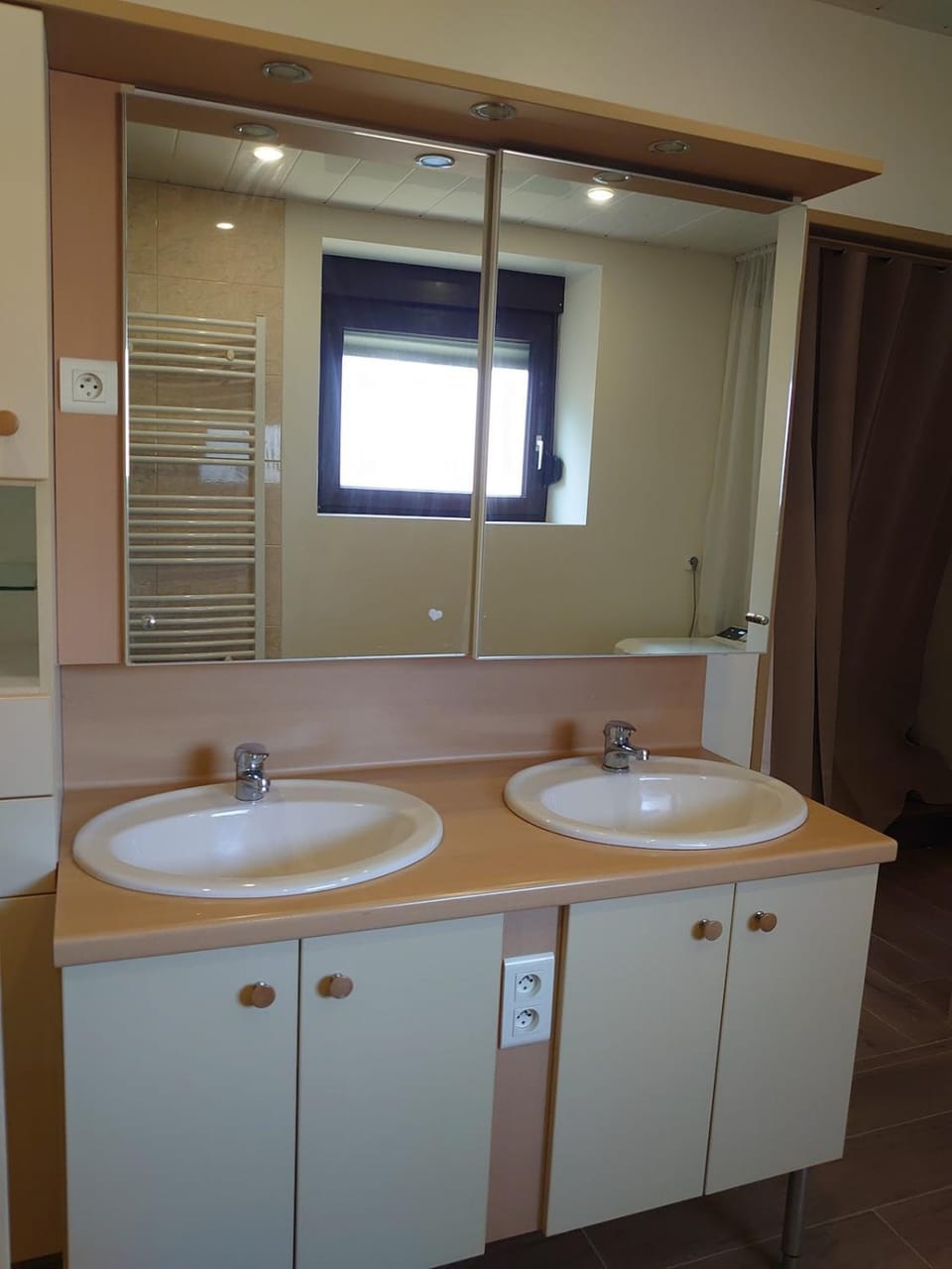 Appartement avec possibilité de garage pour vélo Apartment in Grand Est
