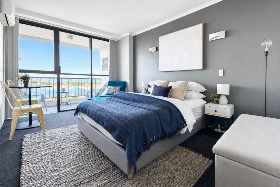 Bed, Bedroom