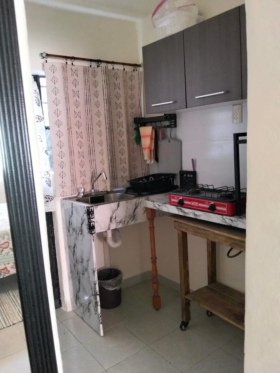 Kitchen or kitchenette