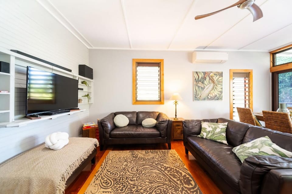Urban Oasis in the Heart of Townsville House in Townsville