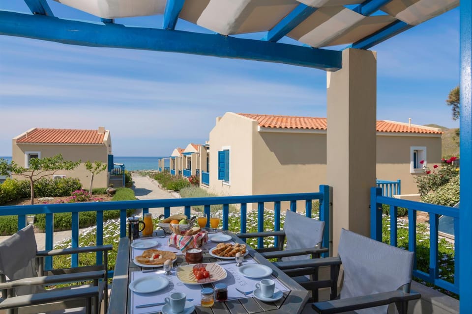 Balcony/Terrace, Sea view, Continental breakfast
