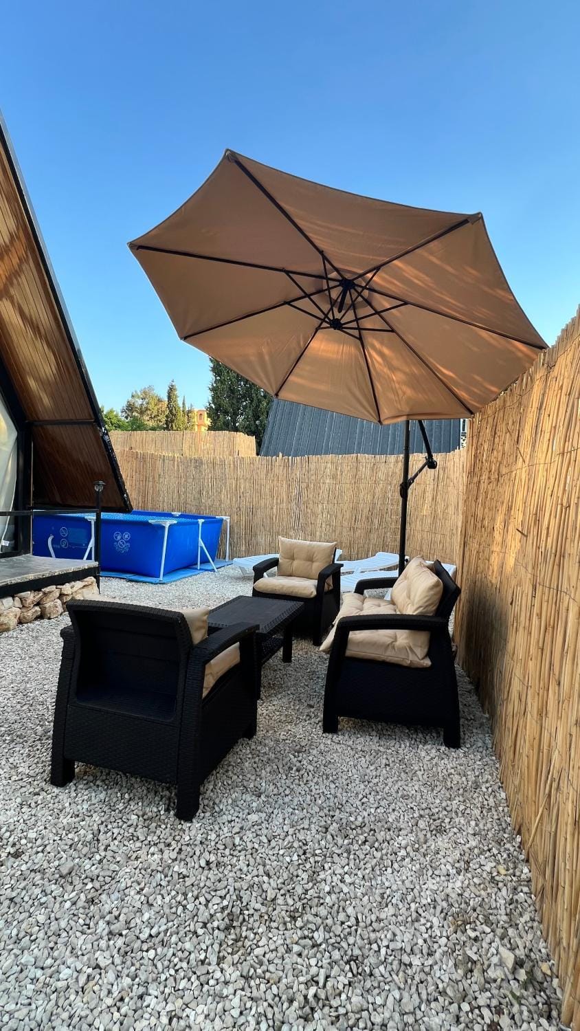 Seating area, sunbed