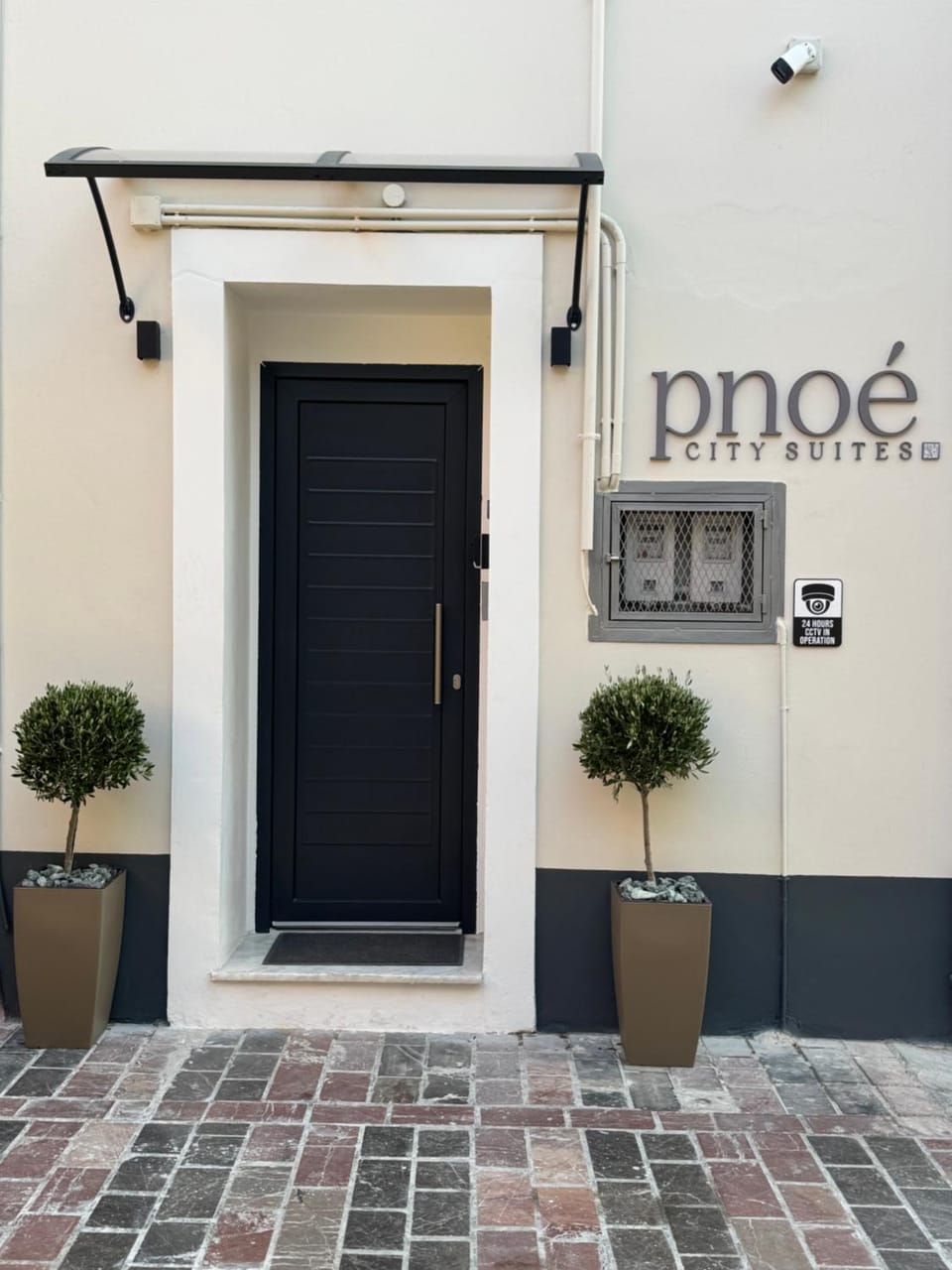 Facade/entrance, Text overlay