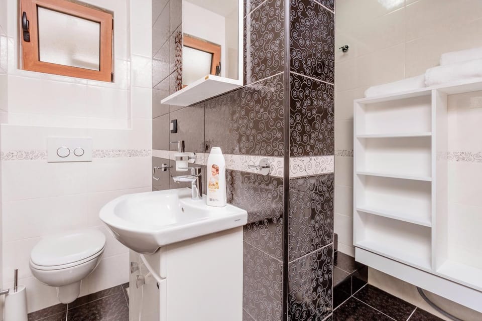 Bathroom, On site
