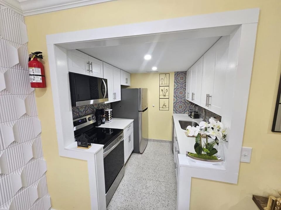 Bright & relaxing 2bd pet-friendly villa with parking Villa in Hilton Head Island