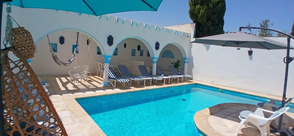 Villa de luxe sur trois étages pour groupes Villa in Tunisia