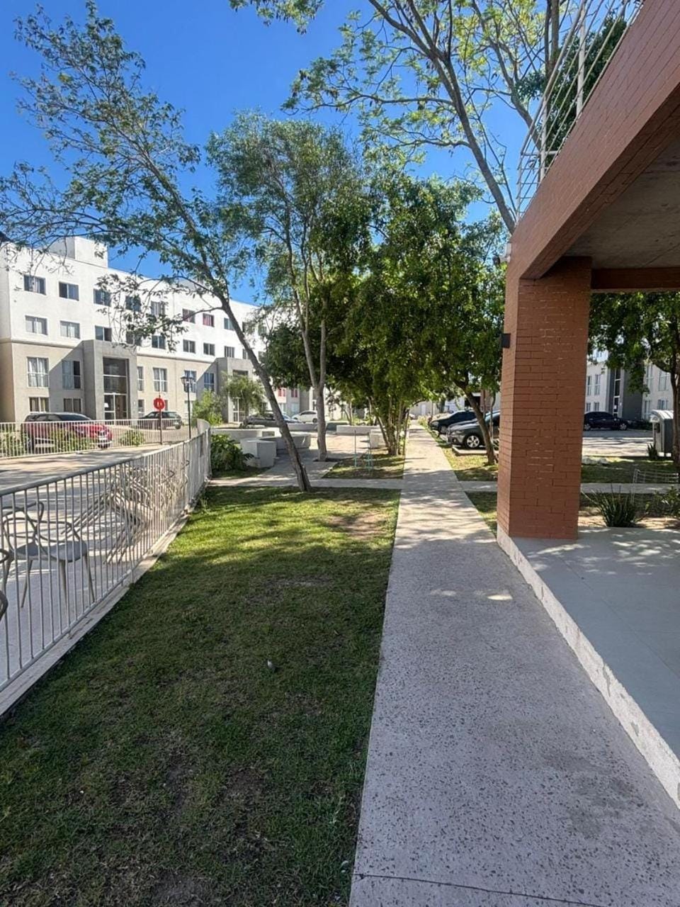 Garden view, Parking