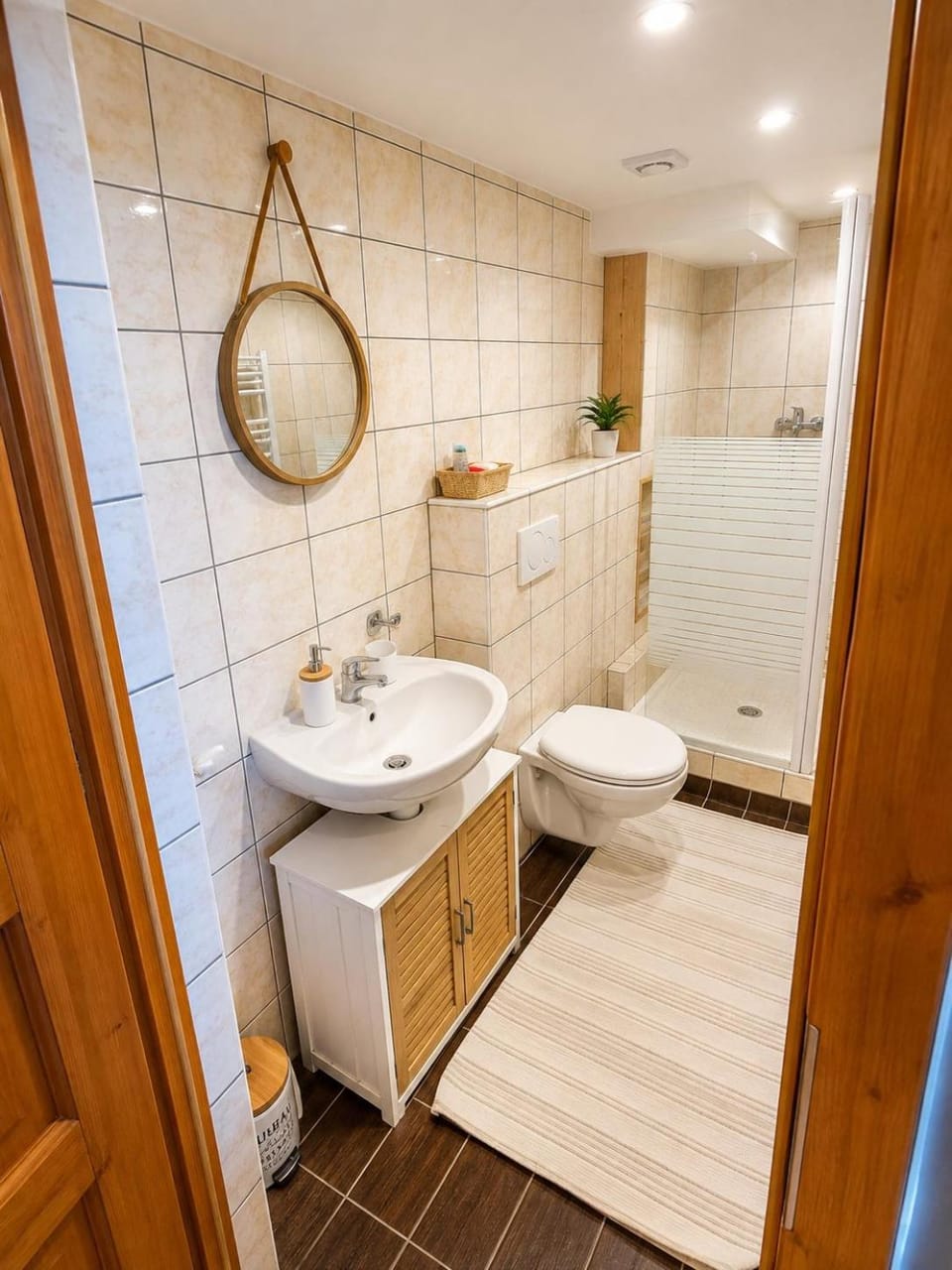 Cozy studio in a chalet Netflix Parking Apartment in Évian-les-Bains