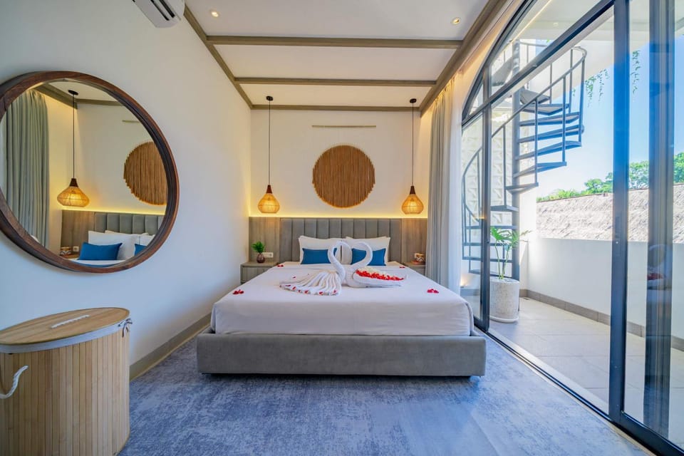 Private pool villa with jungle rooftop Greenforest Villa 7 by TROPICALLY Villa in North Kuta