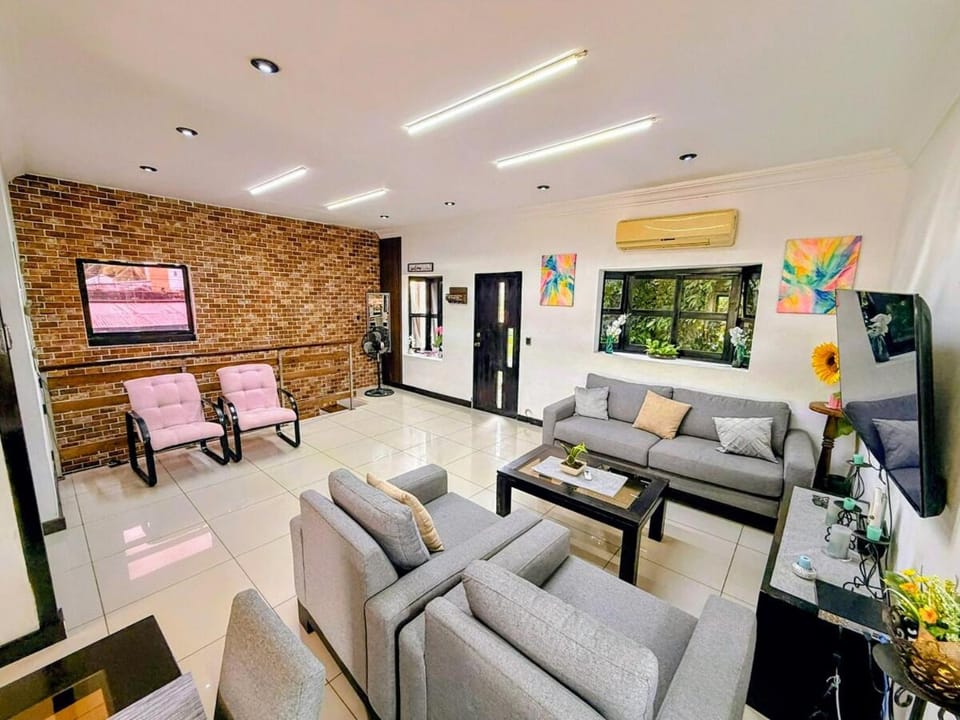 Living room, air conditioner
