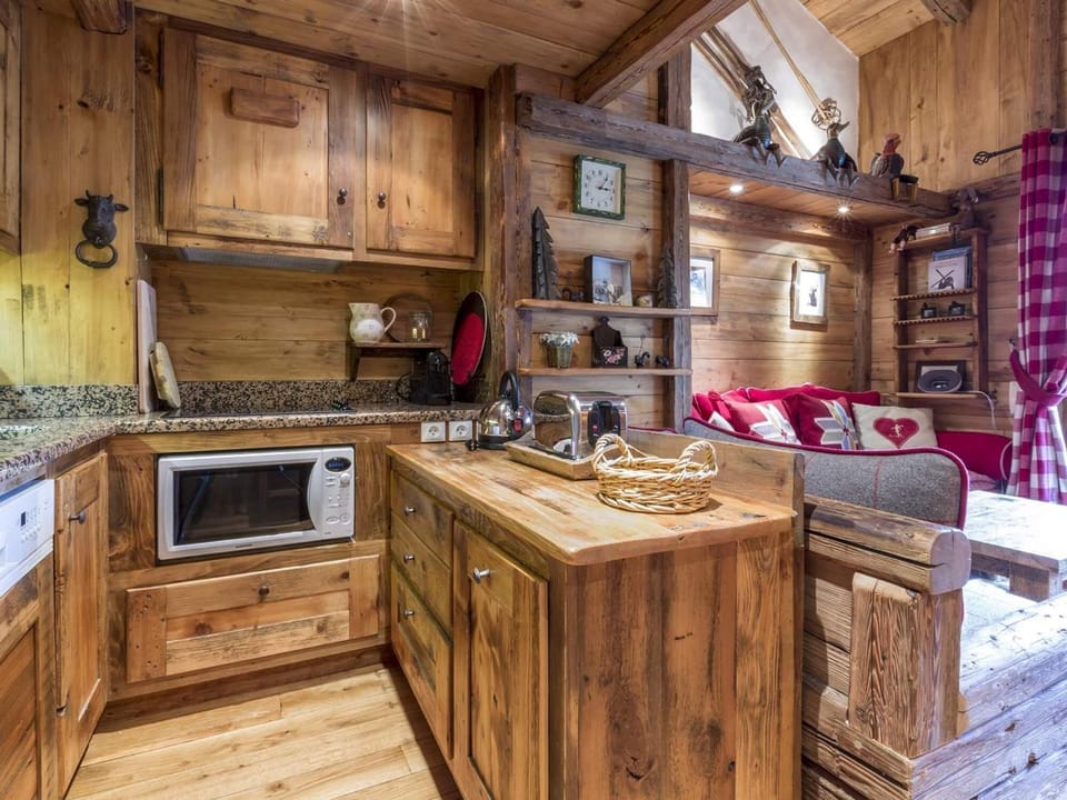 Duplex confortable, vue vallée - 5 pers. - FR-1-518-221 Apartment in Val dIsere