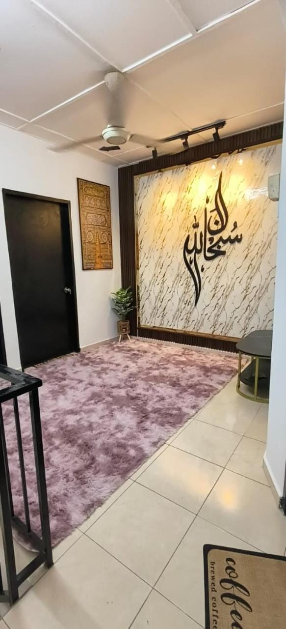 SN HOMESTAY Corner Lot House in Malacca