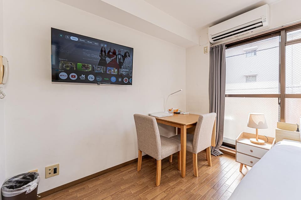 TV and multimedia, air conditioner