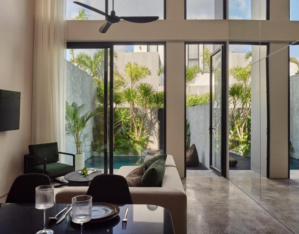 Living room, Garden view, Pool view, Swimming pool