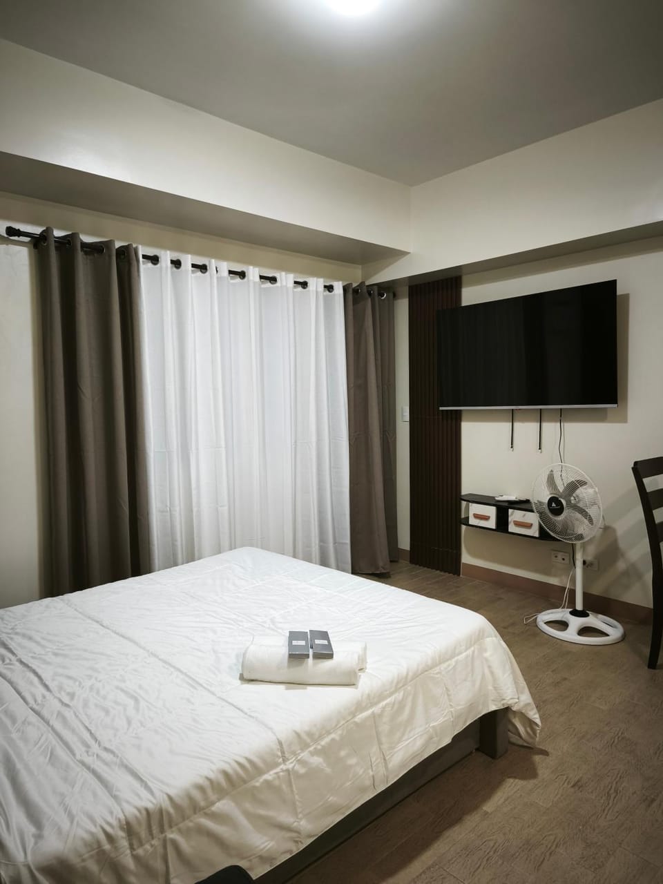 Manhattan Plaza Tower 2 Harmony Haven near Araneta Coliseum Inn in Pasig