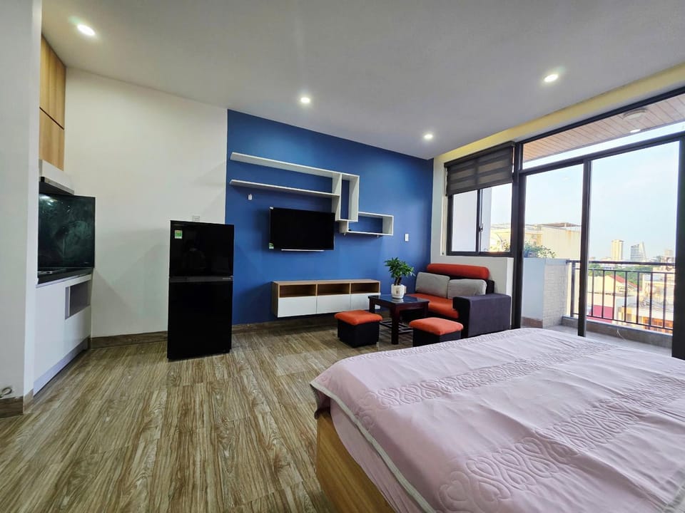Monarchy Han Riverfront Apartment, Beside Starbucks 301 Apartment in Hoa Hai