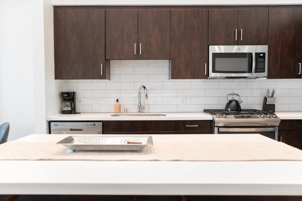 Pacific Escape 3BD Townhomes with FREE Parking Apartment in Santa Monica