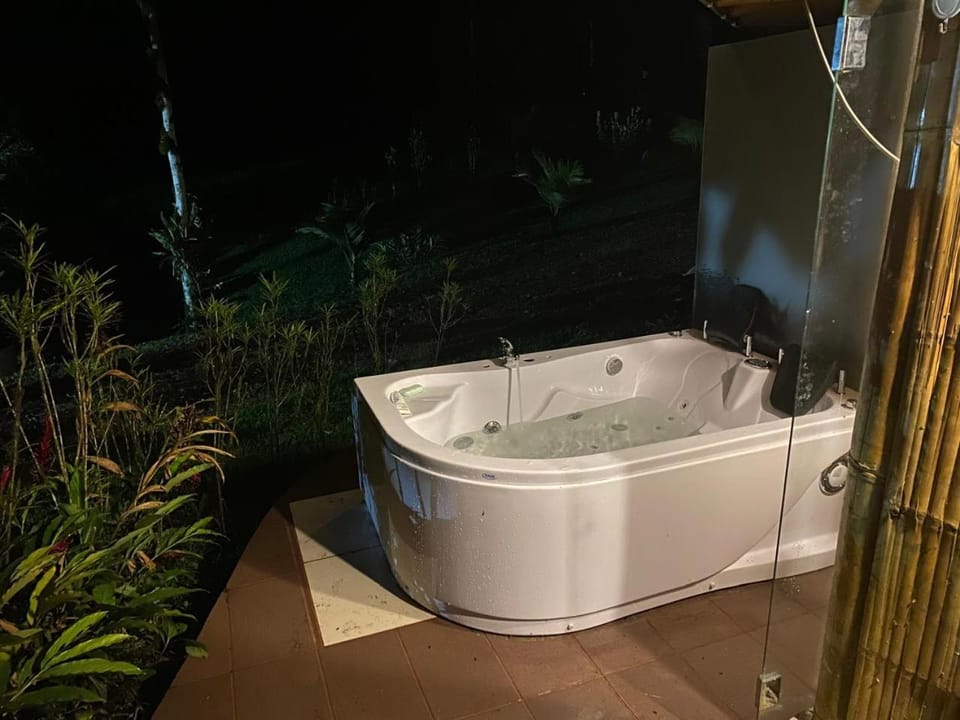 Night, Hot Tub, Hot Tub