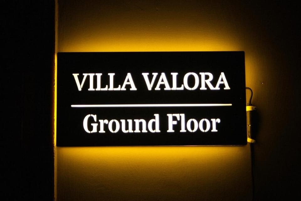 Property logo or sign