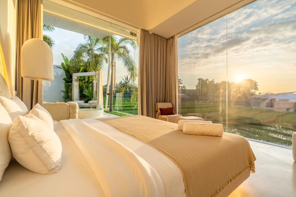 Bed, Bedroom, Sunrise