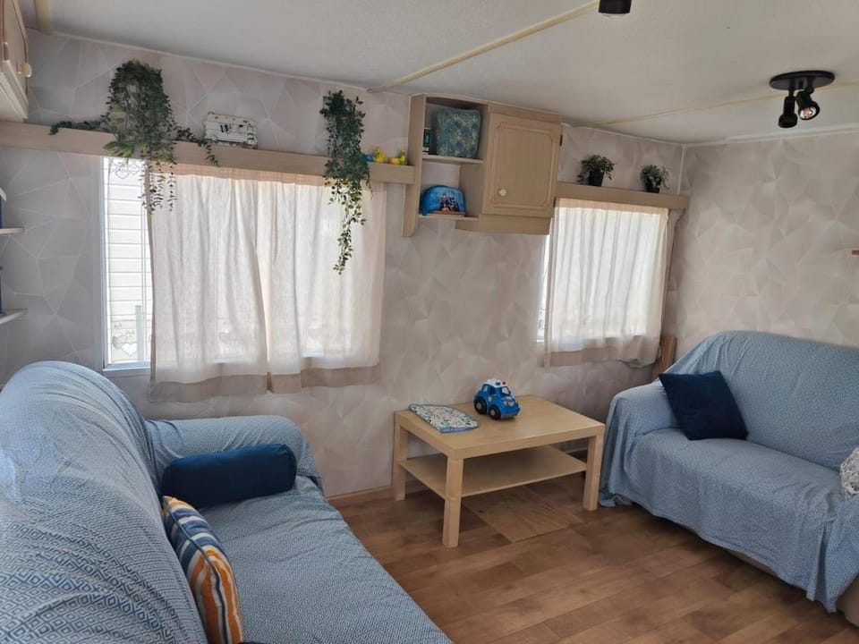 Guinguette Campground/ 
RV Resort in De Haan