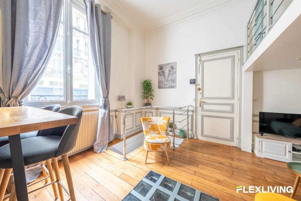 1BR near Eiffel Tower 15è Apartment in Paris