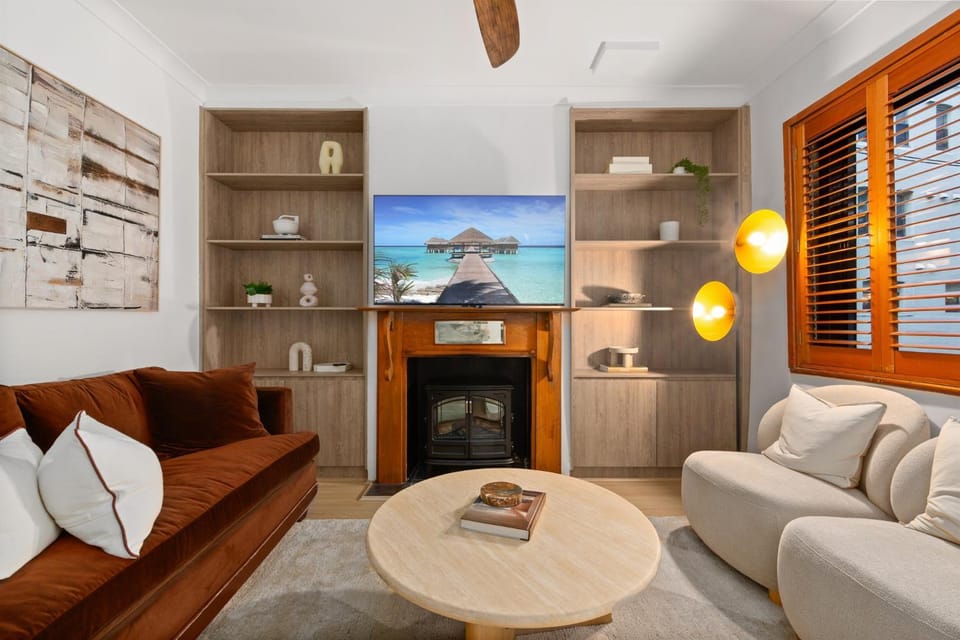 Stylish 2-Bed House Near Sydney CBD House in Surry Hills