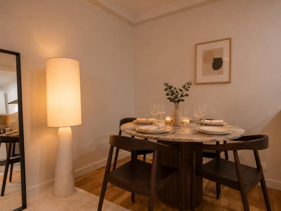 NEW Stylish 4 stars Apt, 12 Min Walk to Le Marais Apartment in Paris