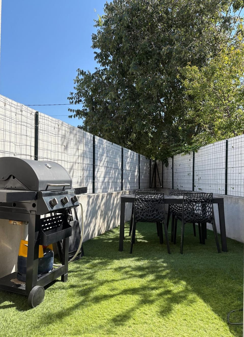 BBQ facilities, Garden
