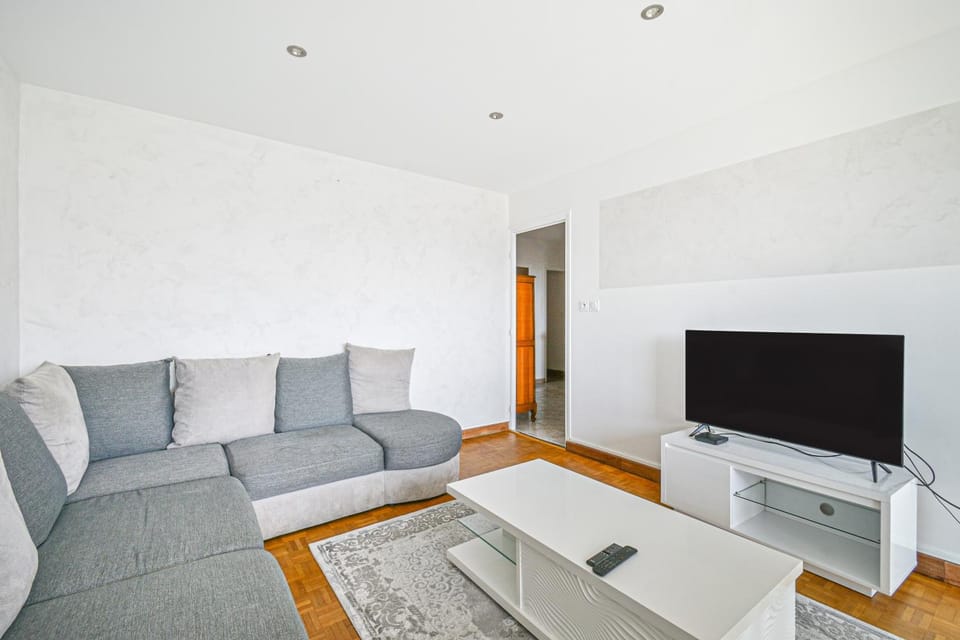 T4 vue Montagnes - 8p Apartment in Annecy