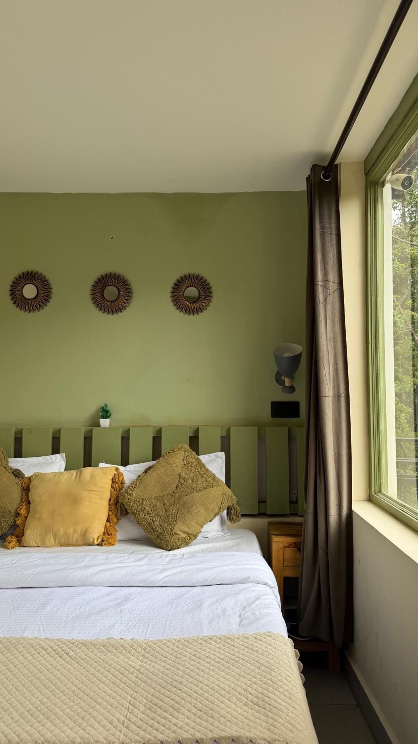 MATANAI HOUSE X THHP - The Deck Villa Mukteshwar - 2 Bedroom Bonfire & BBQ Villa in Uttarakhand