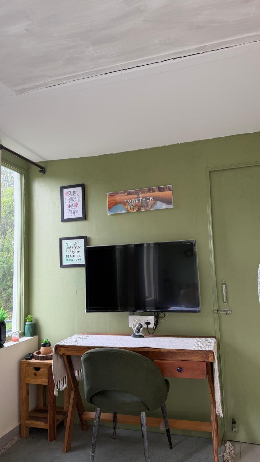 MATANAI HOUSE X THHP - The Deck Villa Mukteshwar - 2 Bedroom Bonfire & BBQ Villa in Uttarakhand