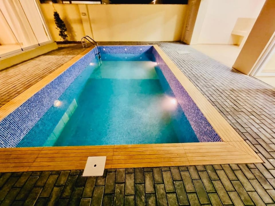 Pool view, Swimming pool
