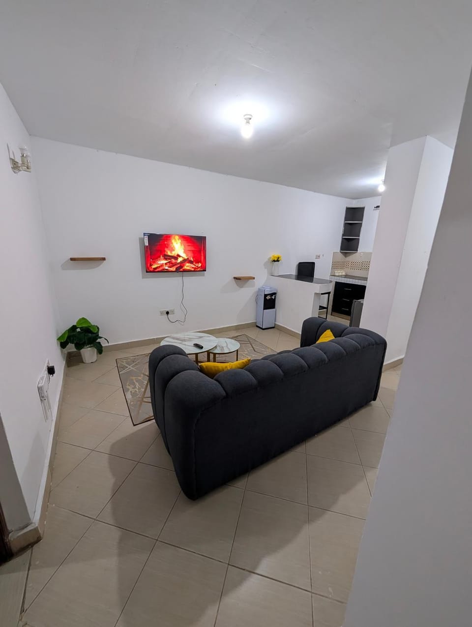 Communal lounge/ TV room, TV and multimedia, Living room, Seating area, Evening entertainment