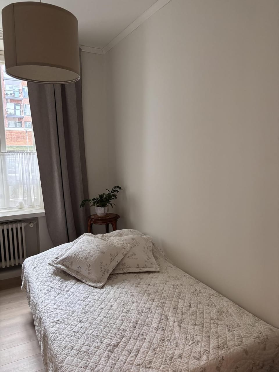 Viihtyisä ja tilava asunto keskustassa Apartment in Finland