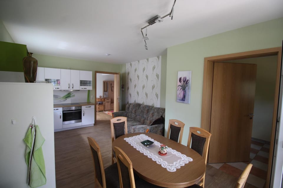 Ferienhaus in Grischow bei Ivenack House in Mecklenburgische Seenplatte