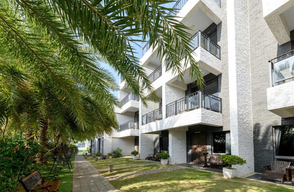 Oceanic Pearl Resort Bed and Breakfast in Kaohsiung
