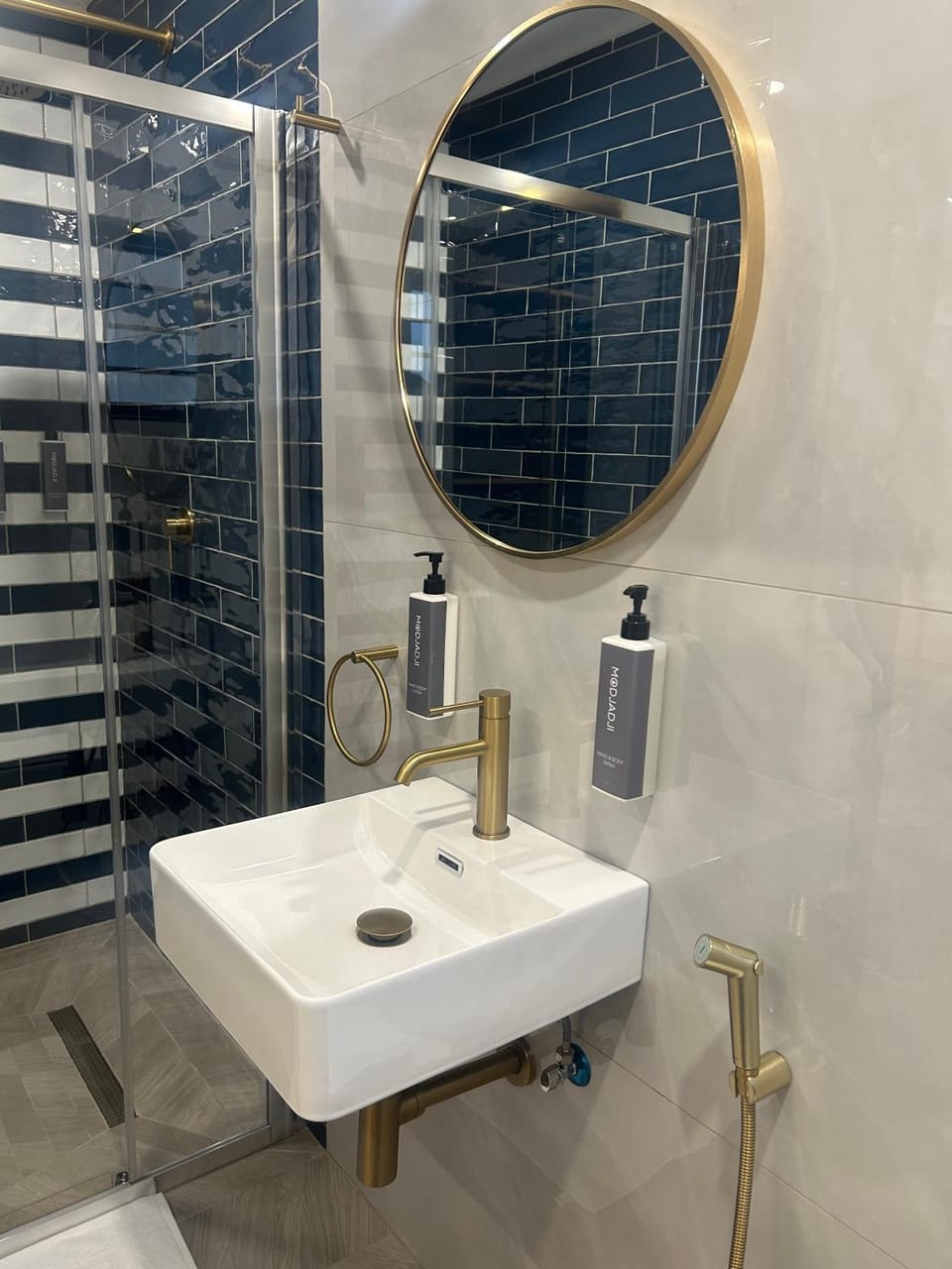 Shower, Bathroom