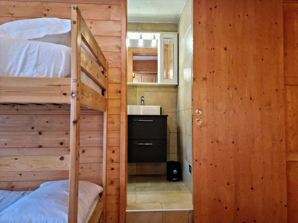Bathroom, Bedroom