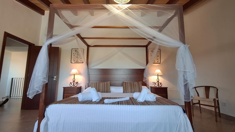 Finca Toni Santanyi Villa in Migjorn