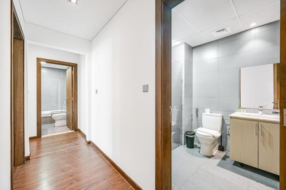 Toilet, Bathroom
